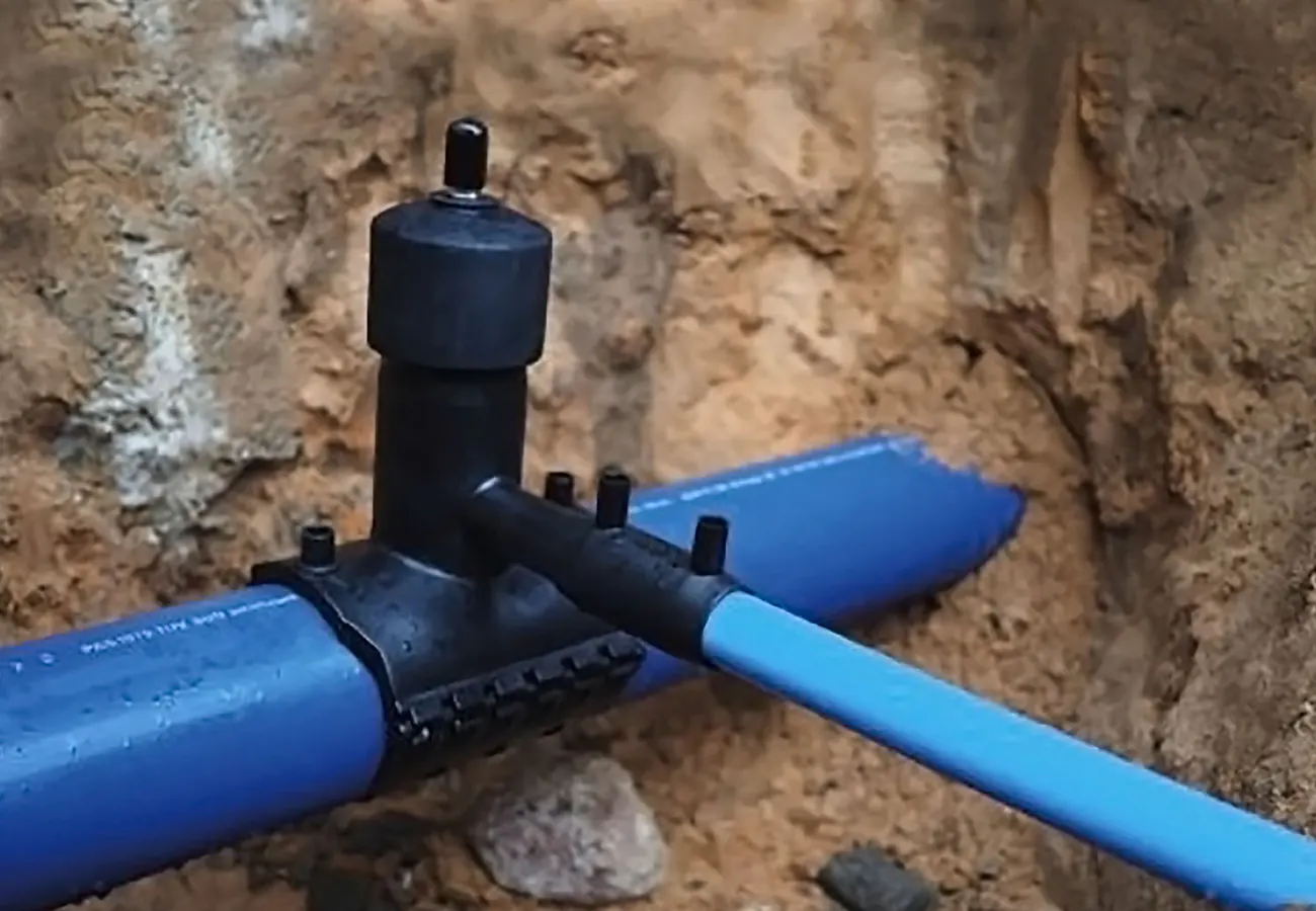 Pressure tapping valve view Example of installation
