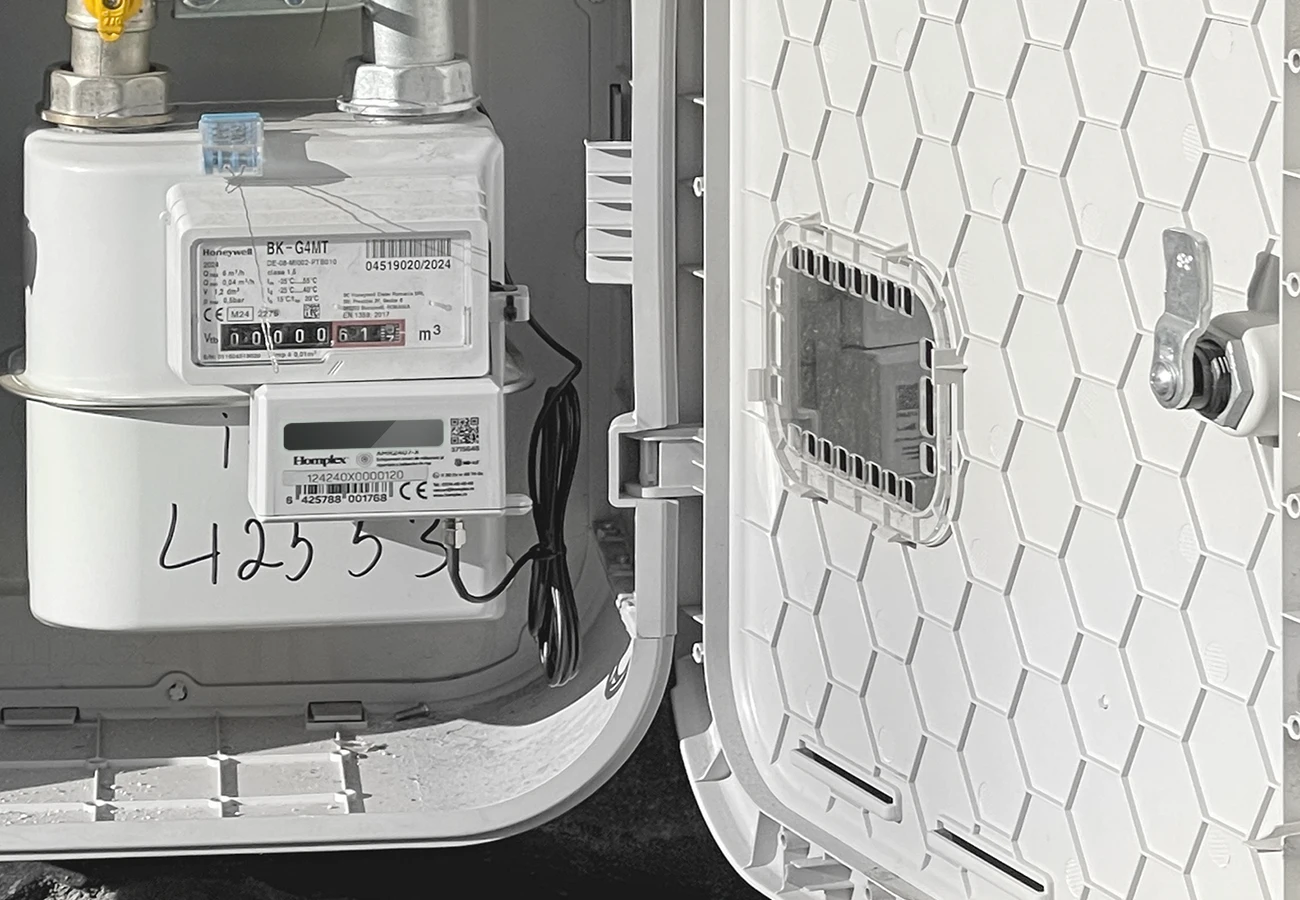 Homplex AMR2407 instalat pe contor G4 Automated Meter Reader (AMR)