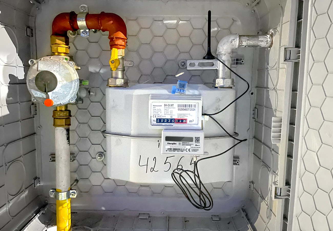 Homplex AMR2407 instalat pe contor G6 Automated Meter Reader (AMR)
